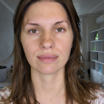 Моделювання анатомічної форми та фарбування брів
                    Бровіст Світлана Київ