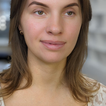 Моделювання анатомічної форми та фарбування брів
                    Бровіст Світлана Київ