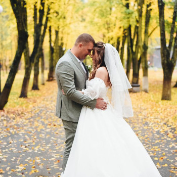 Свадебный образ "Идеальная невеста"
                    Майстер з нарощування волосся Елена Київ