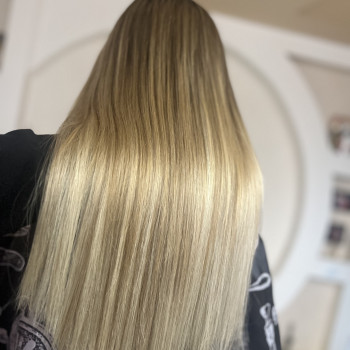 Нарощення біоволосся на капсули.
  
 
 
 
 
 
 