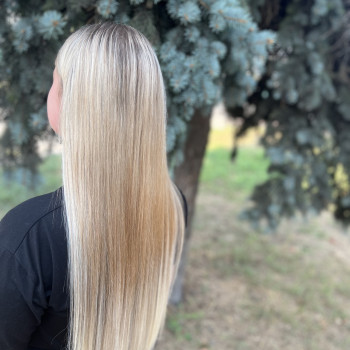 Афронарощення
                    Майстер з нарощування волосся Диана Київ