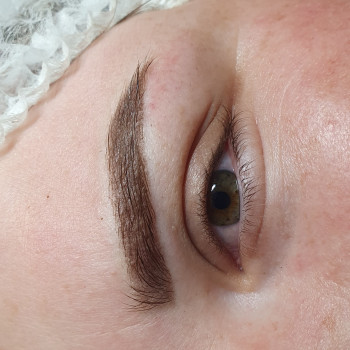 Перманентний макіяж
                    Лешмейкер  Винница