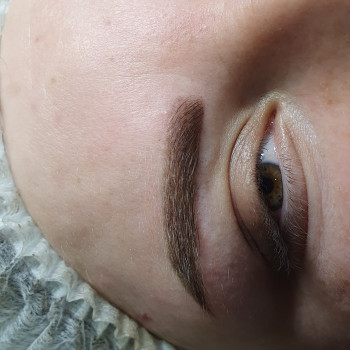 Перманентний макіяж
                    Лешмейкер  Винница