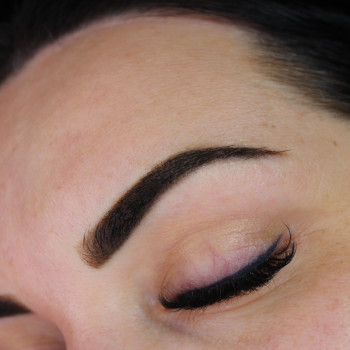 Перманентний макіяж
                    Лешмейкер  Винница