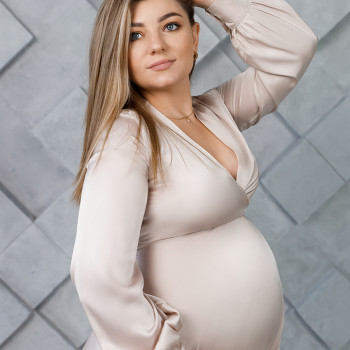 Фотосесія для вагітних
                    Фотограф Алико Київ