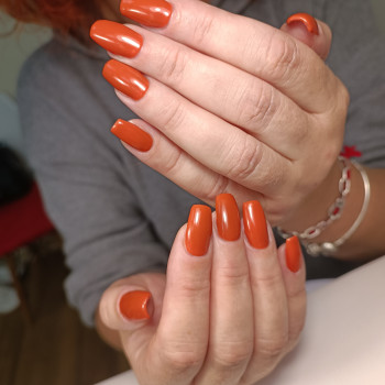 Манікюр
                    Мастер маникюра Наталія Киев