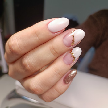 Манікюр
                    Мастер маникюра Наталія Киев