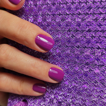 Маникюр на короткие ногти однотонный (монохромный), фото - Салон красоты Nail club