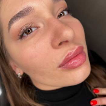 Перманентний макіяж губ
                    Мастер перманентного макияжа Наташа Днепр