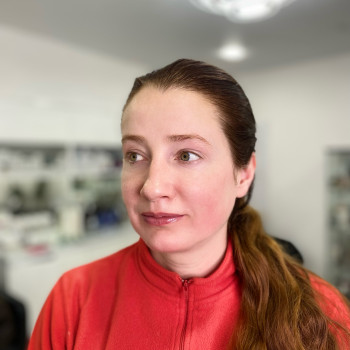 Фарбування та корекція брів
                    Парикмахер-колорист Валерія Винница