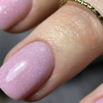 Манікюр ,укріплення ,пркриття гель лаком