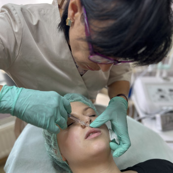 Контурна пластика губ