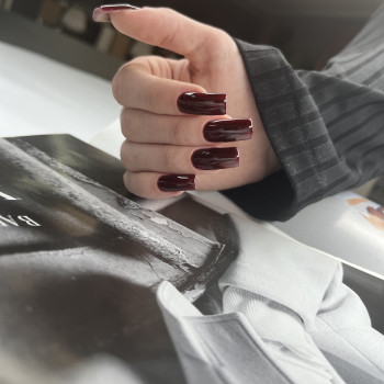 Нарощення нігтів
                    Нігтьова студія Nails & art studio Київ