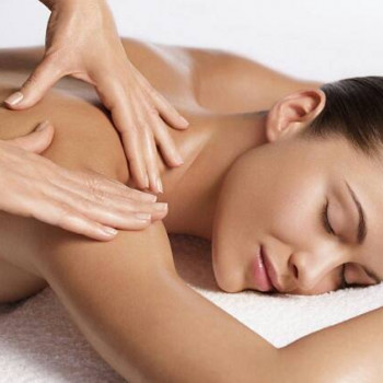 Массаж спины
                    Массажист Валентина Кременчуг