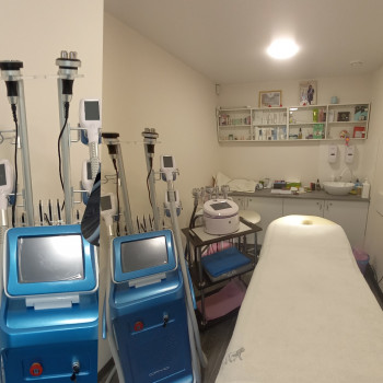 Массаж спины
                    Массажист Валентина Кременчуг