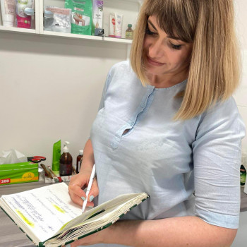 Массаж спины
                    Массажист Валентина Кременчуг