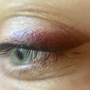 Перманент стрілки з розтушовкою
                    Салон краси Орфея Одеса