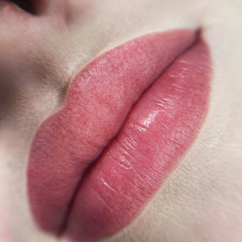 Перманентний макіяж губ
                    Мастер перманентного макияжа  Киев