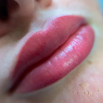 Перманентний макіяж брів, вуст, міжвійки
                    Мастер перманентного макияжа  Днепр