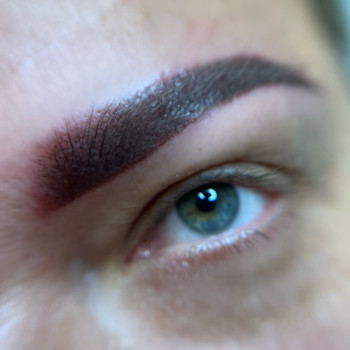 Перманентний макіяж брів, вуст, міжвійки
                    Мастер перманентного макияжа  Днепр