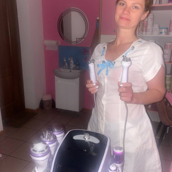 Апаратний масаж для обличчя: RF-ліфтинг
                    Массажист Ирина Днепр