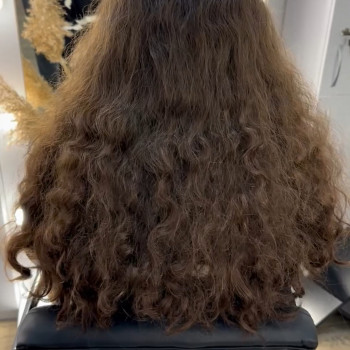 Тотальна реконструкція
                    Перукар-стиліст Ксения Кропивницький