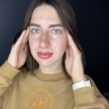 Перманентний макіяж брів