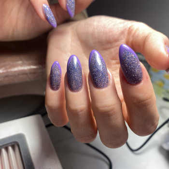 Новогодний маникюр с блестками зима, фото - Мастер маникюра Alina K.