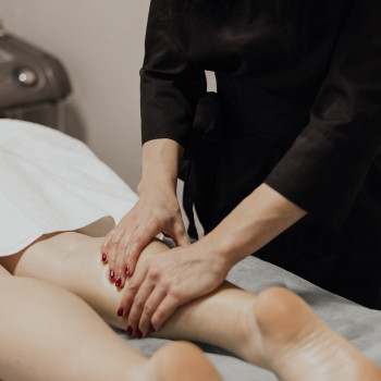 Фото из портфолио мастера Васіліса Кухтіна (массажист, Вишнёвое)