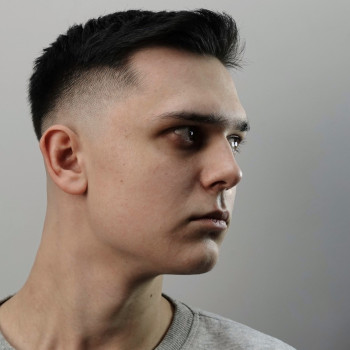Чоловіча стрижка
                    Барбер  Житомир