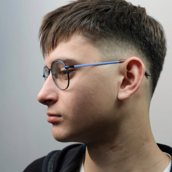 Чоловіча стрижка
                    Барбер  Житомир