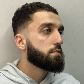 Чоловіча стрижка
                    Барбер  Житомир