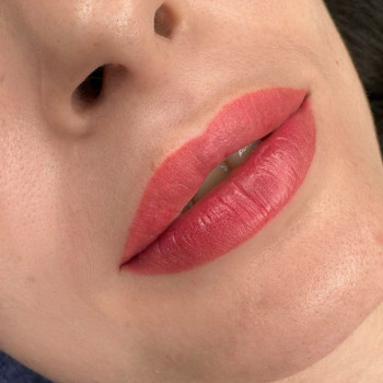 Фото из портфолио мастера Ольга Монашенко (мастер перманентного макияжа, Днепр)