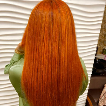 Яскраве фарбування волосся