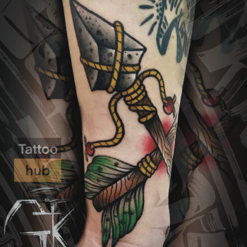 Тату цветные стрела, фото - Тату салон Tattoo hub