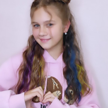 Яскраве, креативне фарбування
                    Салон краси Kalina Studio Запоріжжя