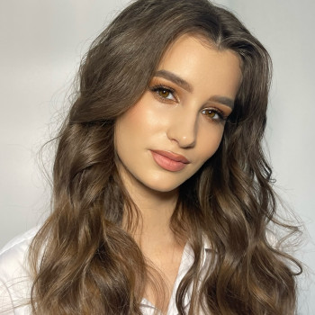 Образ в 4 руки(макіяж та зачіска)
                    Визажист Инна Житомир