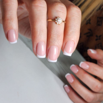 Манікюр, фото - навчальний центр Академія Нігтьових Технологий Галини Старенко