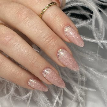 Покриття гель лаком
                    Нігтьова студія Angel of beauty Луцьк