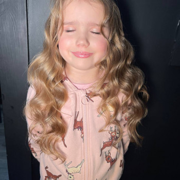 Зачіски
                    Перукар Анна Хмельницький