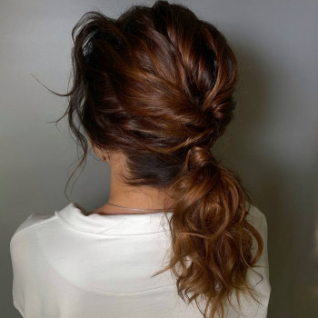 Зачіски
                    Перукар Анна Хмельницький