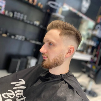 Стрижки чоловічі
                    Парикмахер Анна Хмельницкий