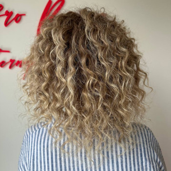 Афролокони на брейди
                    Брейдер Лена Тернопіль