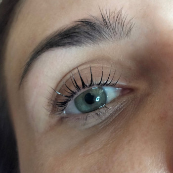 Ламінування вій та брів
                    Лешмейкер Виктория Киев