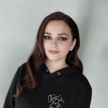 Зачіска
                    Парикмахер-колорист Олена Каменец-Подольский