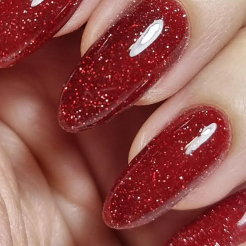 Манікюр комплекс з покриттям гель-лак.