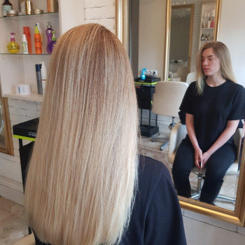 Фарбування волосся.