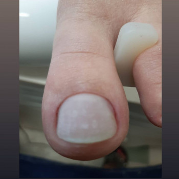 Педикюр повний
                    Мастер маникюра Анастасія Ужгород