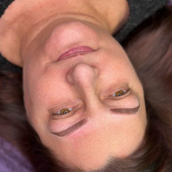 Перманент брів
                    Лешмейкер Нина Николаев