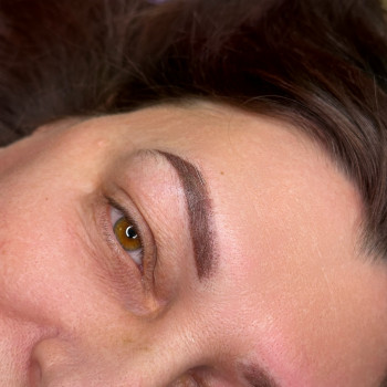 Перманент брів
                    Лешмейкер Нина Николаев